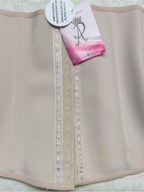 Beashion Waist Shapewear Briefs in Beige XS.